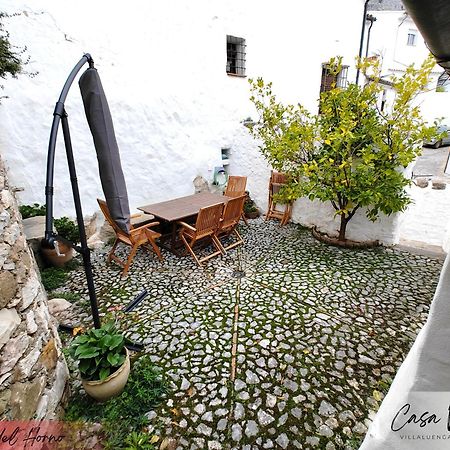 Conjunto Rural Casa Victoria Guest House Villaluenga Del Rosario Luaran gambar