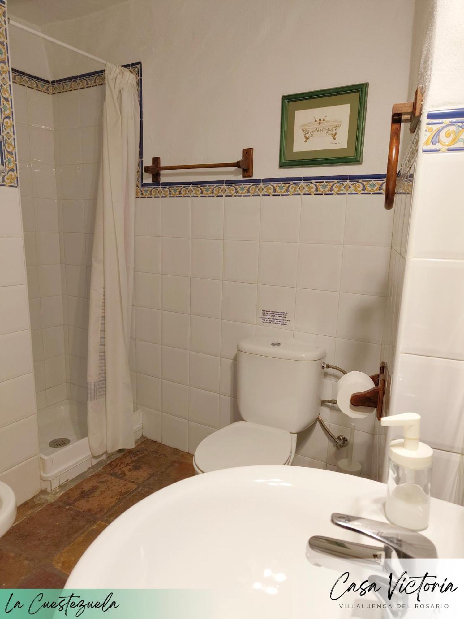 Conjunto Rural Casa Victoria Guest House Villaluenga Del Rosario Luaran gambar