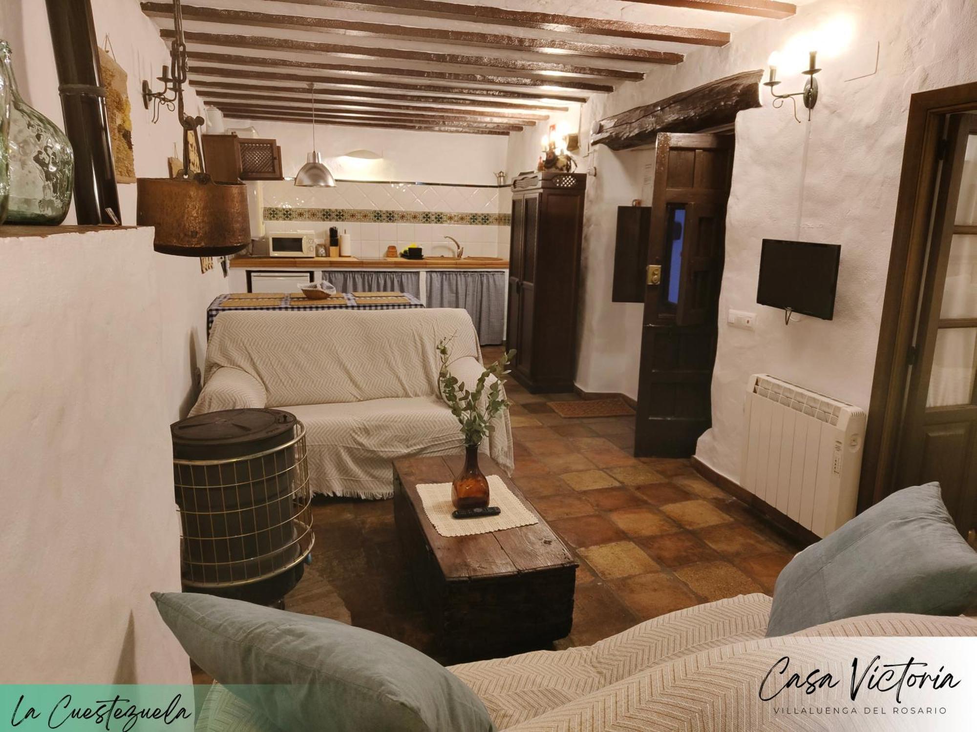 Conjunto Rural Casa Victoria Guest House Villaluenga Del Rosario Luaran gambar