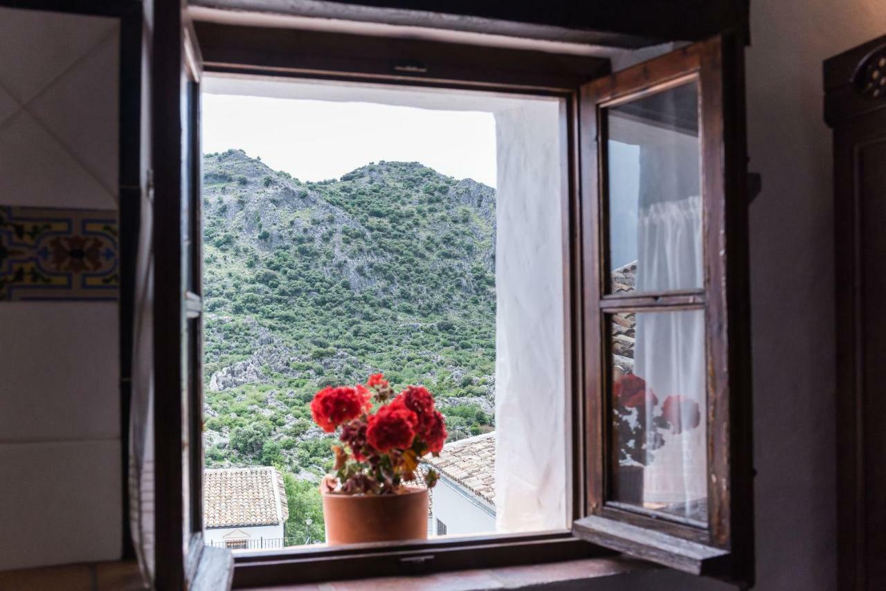 Conjunto Rural Casa Victoria Guest House Villaluenga Del Rosario Luaran gambar